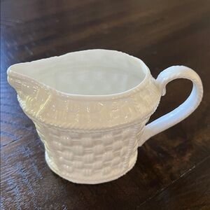 100% Authentic Tiffany&Co Vintage WEAVE creamer